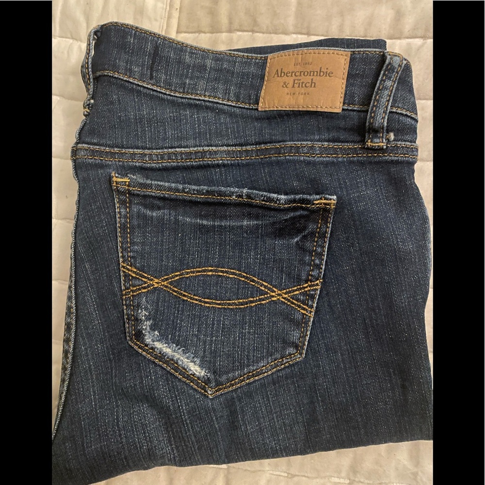 Abercrombie boot jeans 🤍